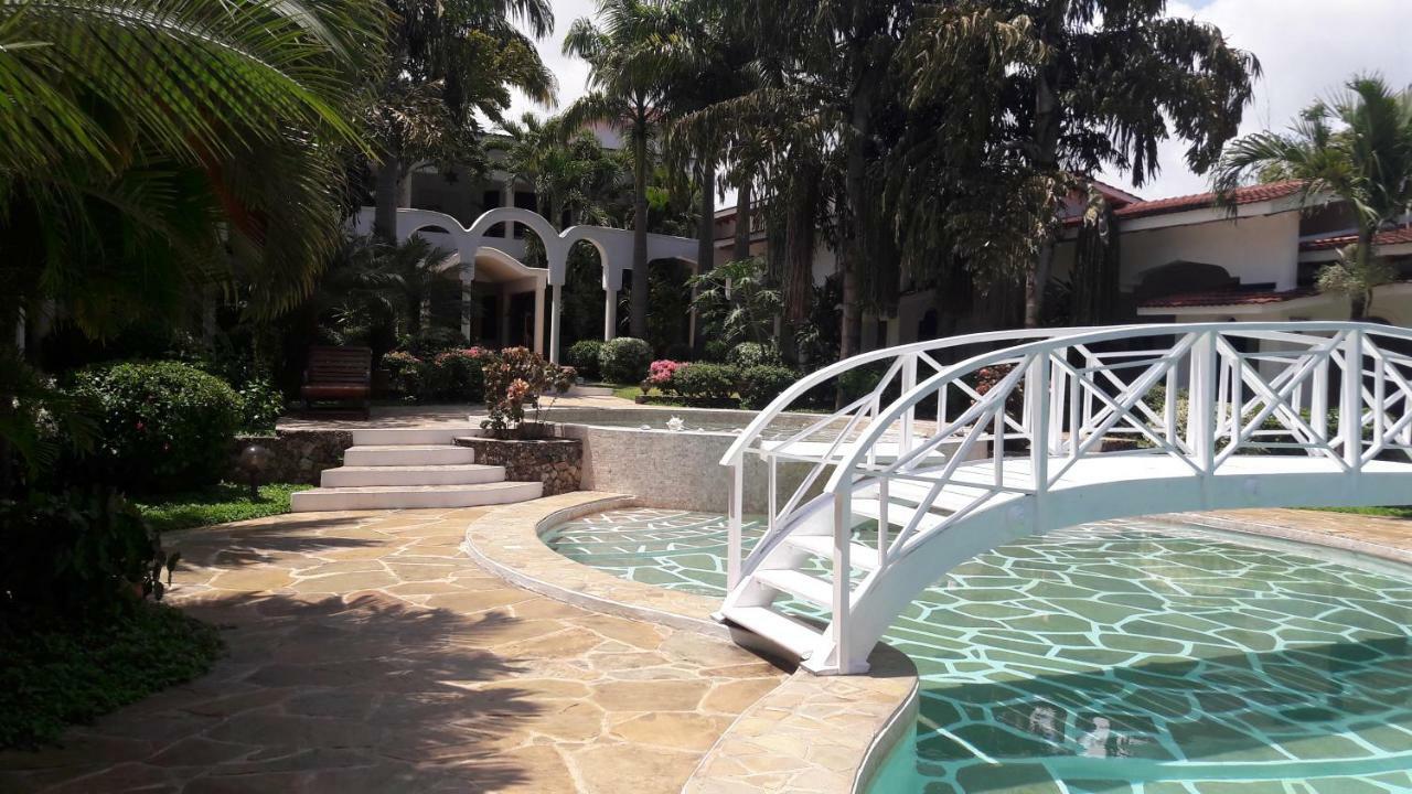 Hotel Villa Malindi Extérieur photo